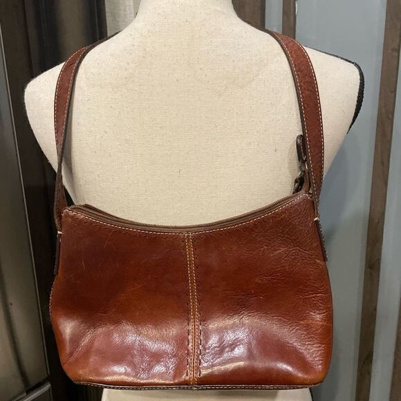 Fossil Leather Purse  - Picture 1 of 3